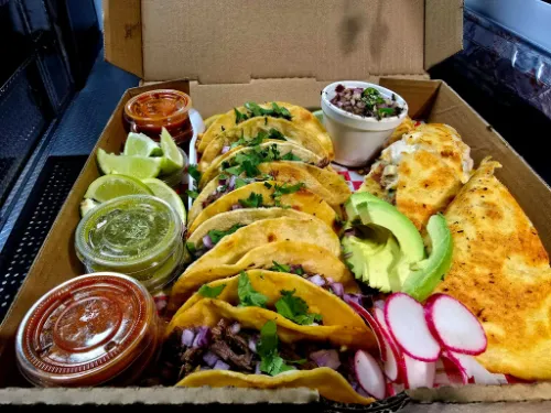 Albuquerque-food-trucks-La-Catrina-queso-tacos-pak