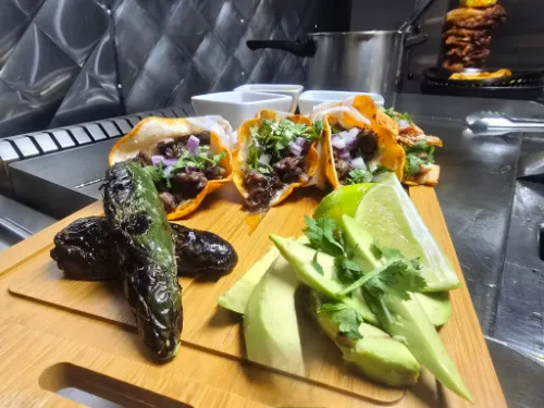 Albuquerque-food-trucks-La-Catrina-tacos-avacado