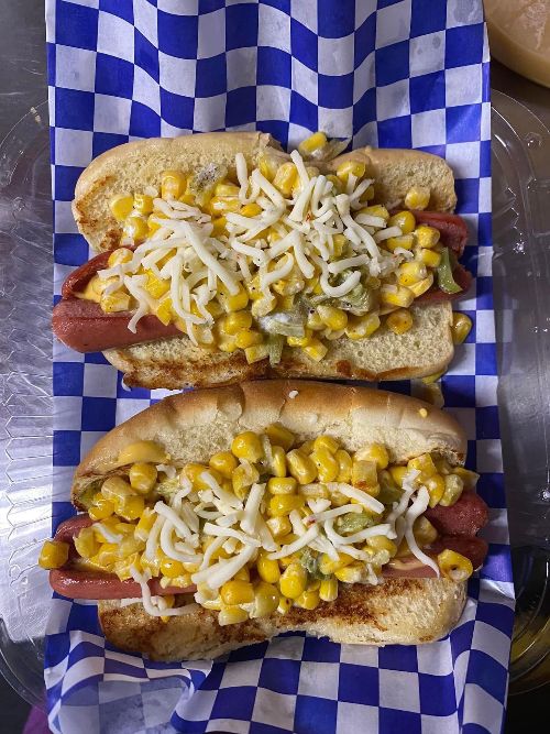 albuquerquelbuquerque-food-truck-hot-dogs-elotes.